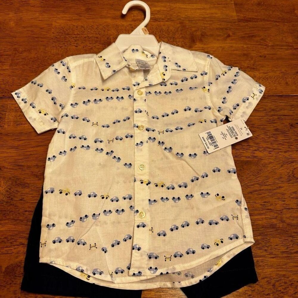 2T Carter's NWT, baby outfit